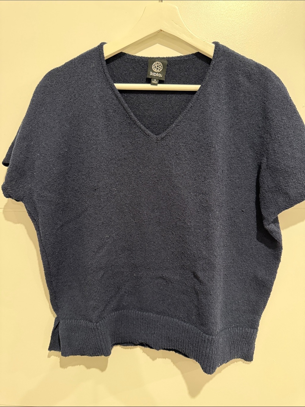 bobeau Navy V-Neck Short Sleeve Sweater Top